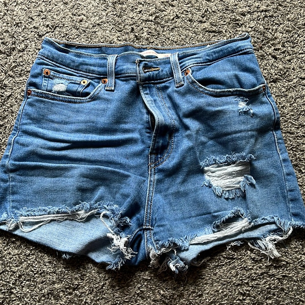 Levi Jean Shorts